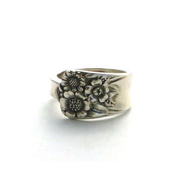 Sunflower Spoon Ring April 1950 Band